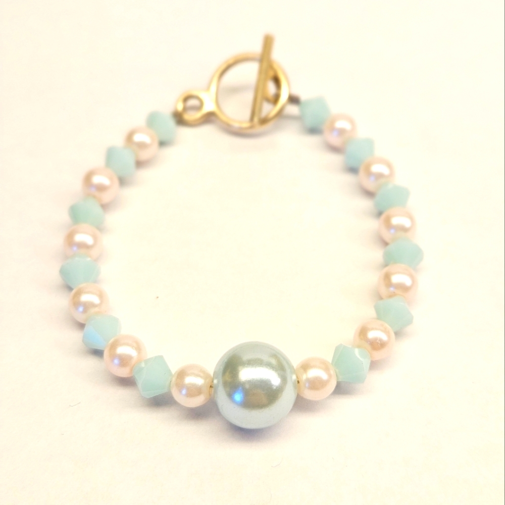 Faux Glass Pearl and Swarovski Crystal Beaded Bracelet